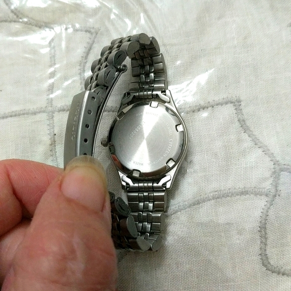 Citizen Quartz Women's watch, stainless steel 1002-S044448 - Picture 5 of 8